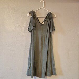 Spense Gray Medium Shoulder Tie Dress With Split Sleeves